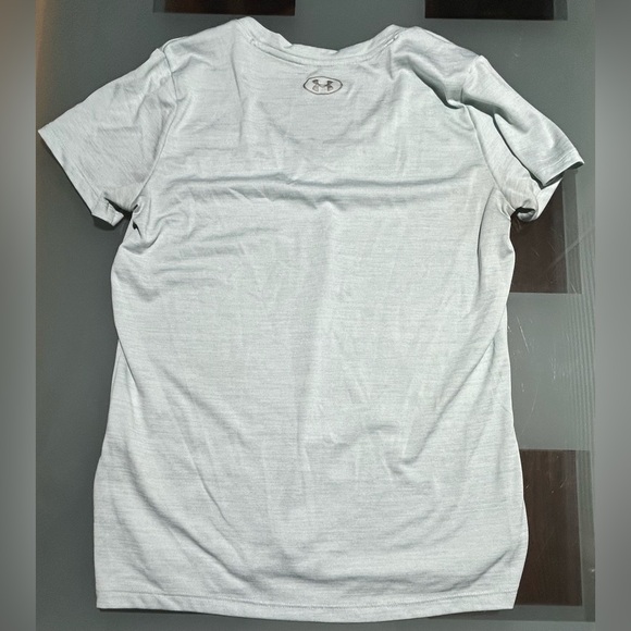 Under Armour Women’s Heat Gear Loose Fit Gray V Neck T Shirt Small - Picture 6 of 7